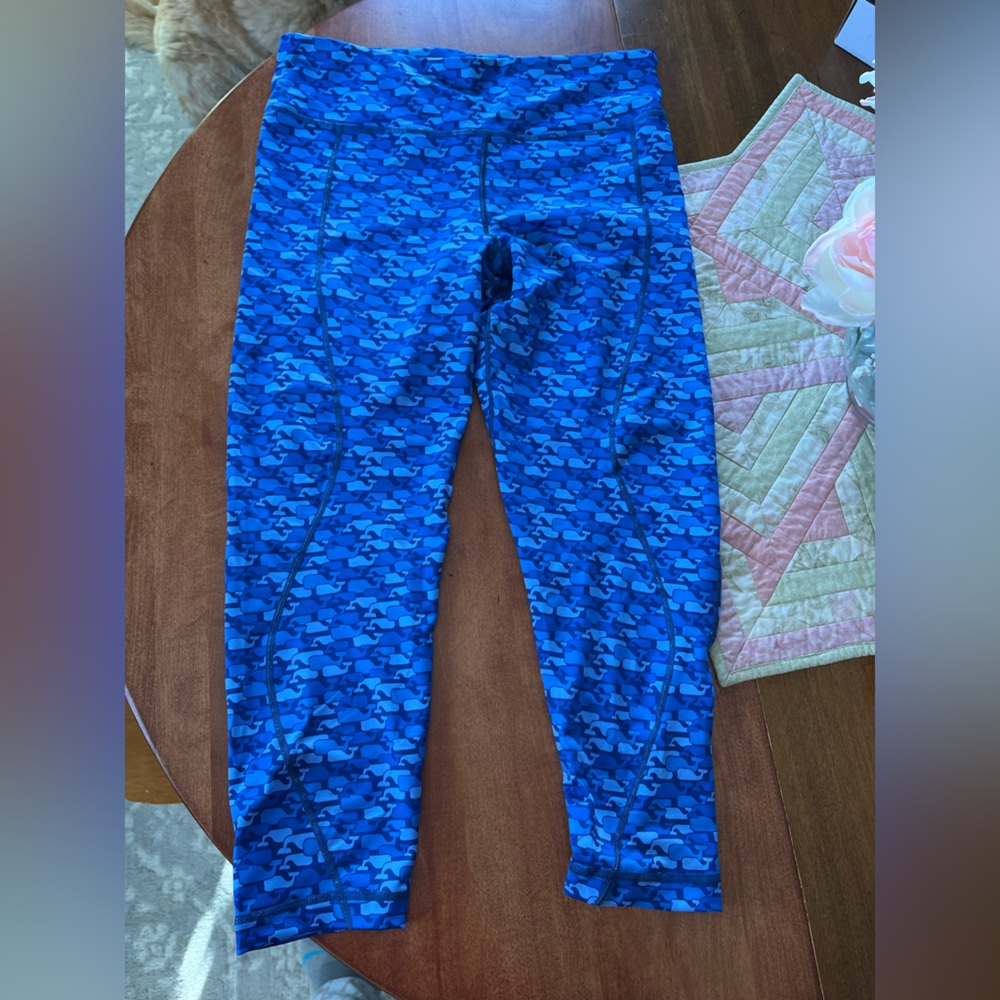 Vineyard Vines Whale Patterned Leggings